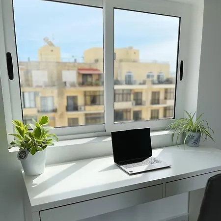 Arditos Duplex Penthouse Apartment Sliema