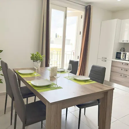 Arditos Duplex Penthouse * 슬리에마