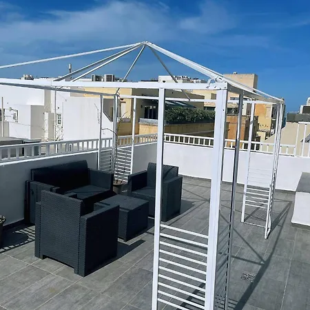 Arditos Duplex Penthouse 아파트 슬리에마